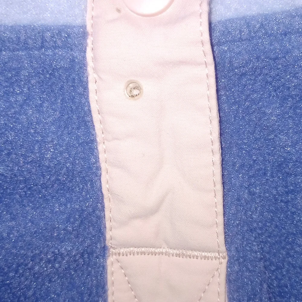 Columbia Pullover - Picture 5 of 6